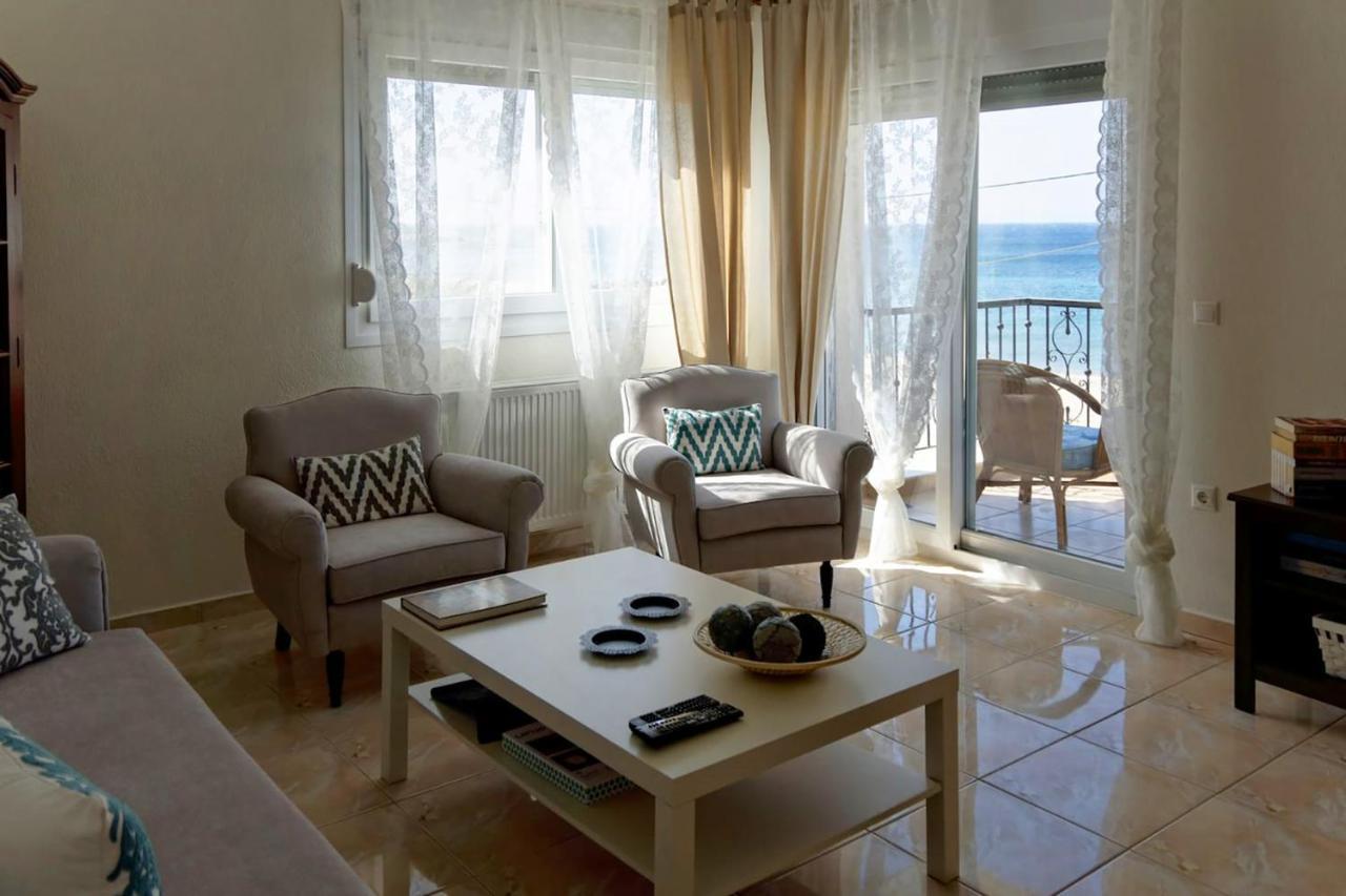 Lemon Beach Front Apartment, Nikiti Exterior photo